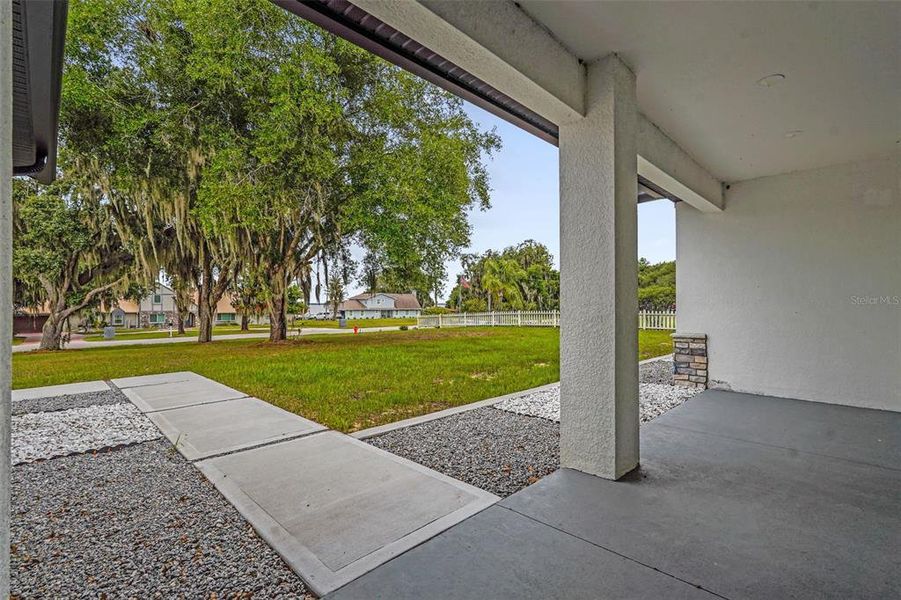 Exterior details and patio area of a home in , Lake Wales (Image 3). Exterior details and patio area of a home in , Lake Wales (Image 3).