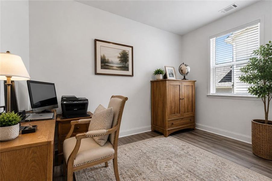 Furnished interior view inside a new home in Bailey Fence, Dacula (Image 31).
