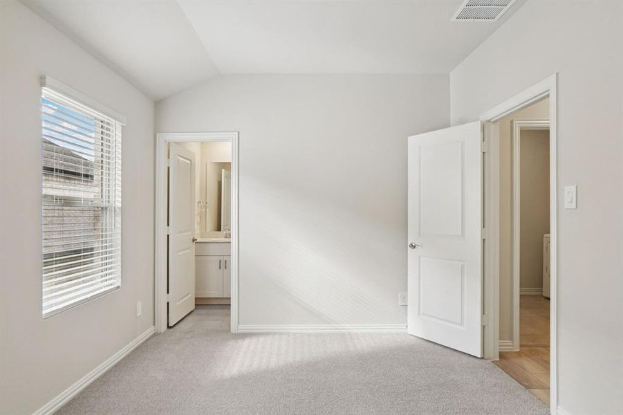 Photo is not of the actual home, but is an inspirational photo of builder’s model home and may depict options, furnishings, and/or decorator features that are not included. Photo is not of the actual home, but is an inspirational photo of builder’s model home and may depict options, furnishings, and/or decorator features that are not included.