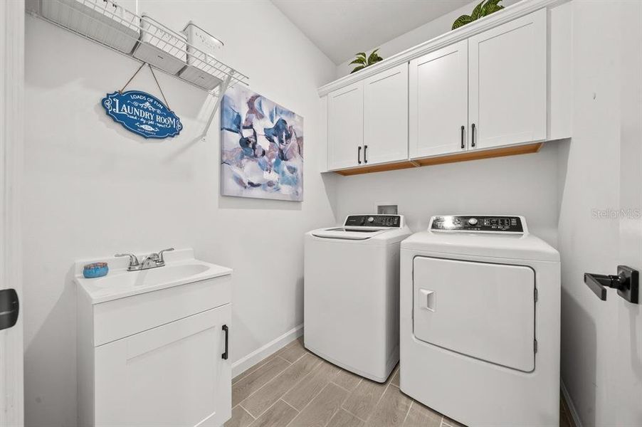 Furnished interior view inside a new home in , Ocala (Image 57).