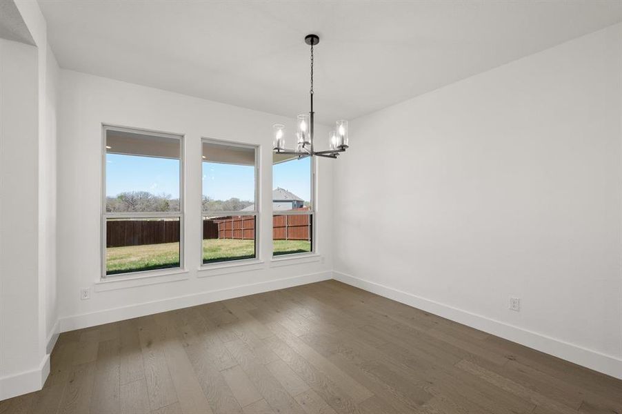 Spacious, unfurnished interior of a new home in Shady Valley Estates, Midlothian (Image 21).