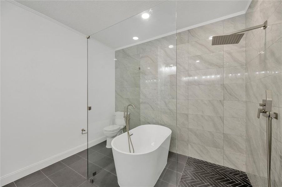 Furnished interior view inside a new home in , Dade City (Image 17).