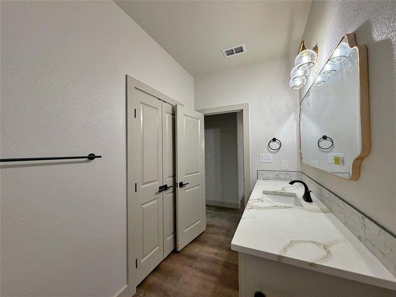 SAMPLE PHOTO - Finishes and colors will vary.