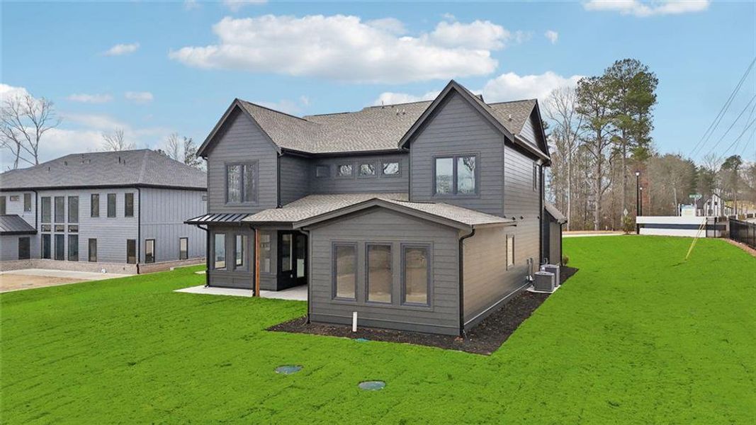 Image 93 of a home in .