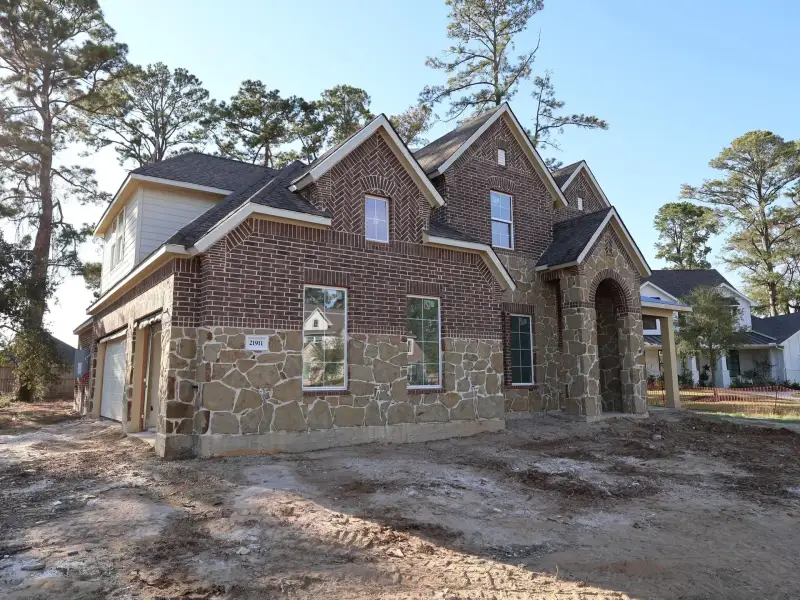 Exterior Exterior