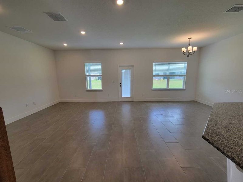 Spacious, unfurnished interior of a new home in Ocala Crossings South, Ocala (Image 7).
