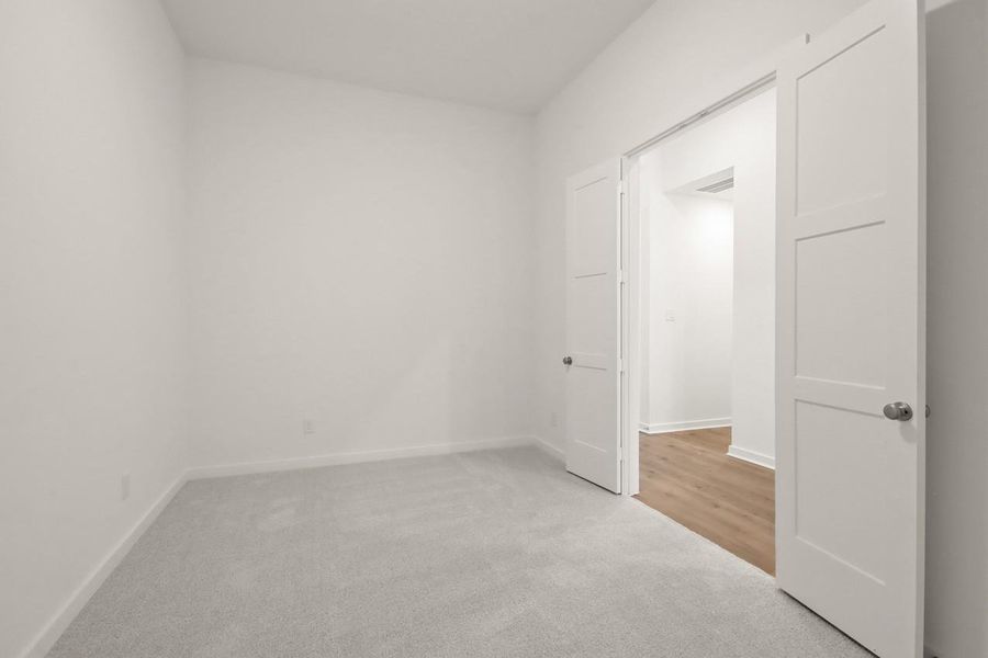 Spacious, unfurnished interior of a new home in COLTON: 60ft. lots, Todd Mission (Image 15).