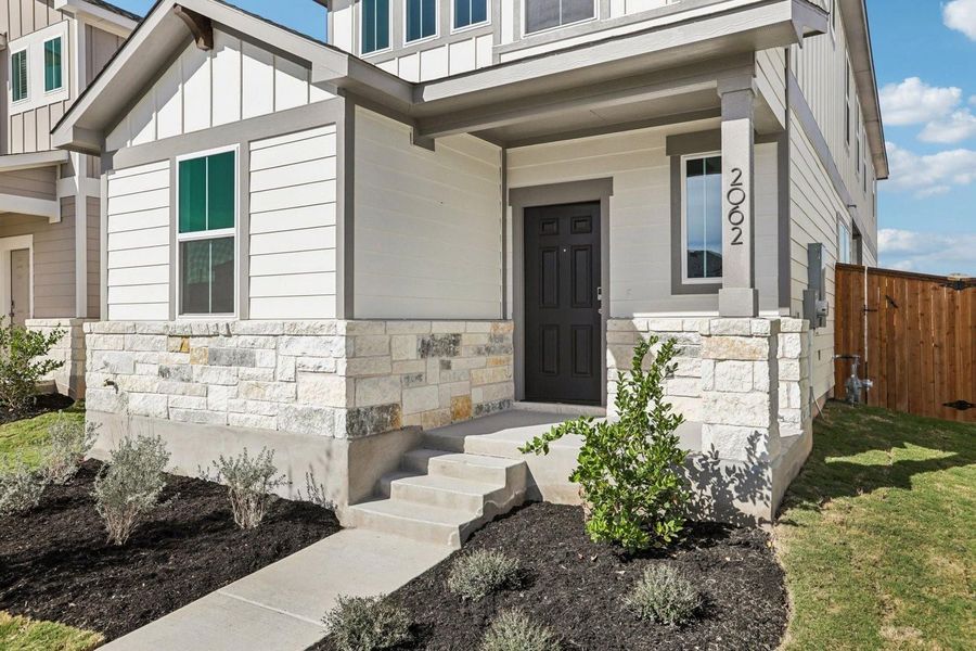 Exterior details and patio area of a home in Avery Centre, Round Rock (Image 4).