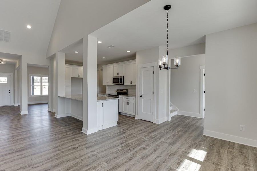 Spacious, unfurnished interior of a new home in , Hartwell (Image 18). Spacious, unfurnished interior of a new home in , Hartwell (Image 18).