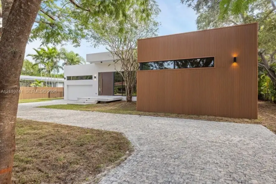 Image 61 of a home in . Image 61 of a home in .