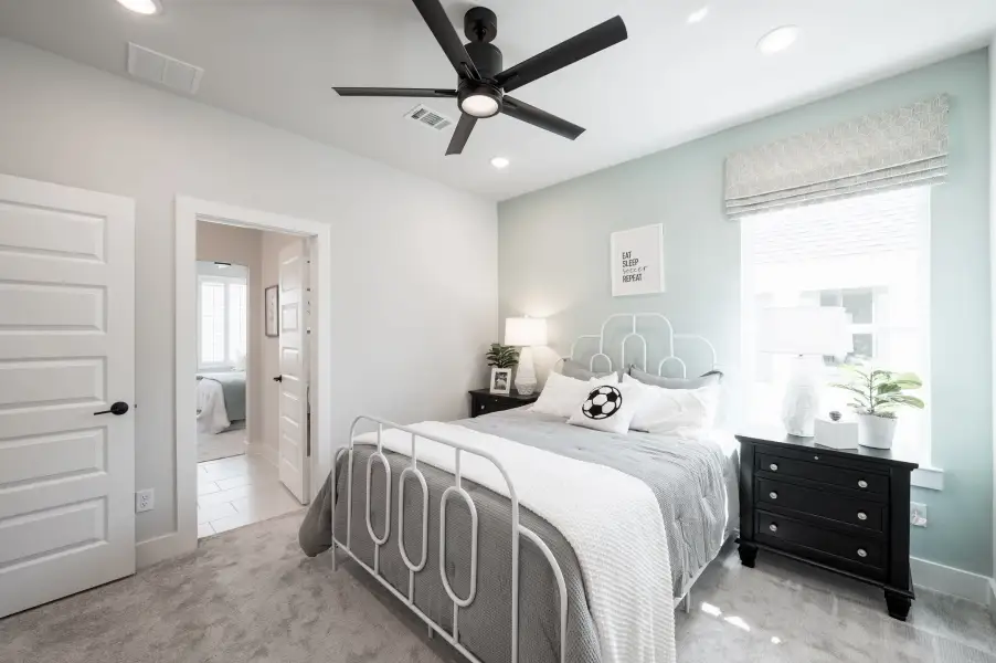 Furnished interior view inside a new home in Sienna 60’, Missouri City (Image 30). Furnished interior view inside a new home in Sienna 60’, Missouri City (Image 30).