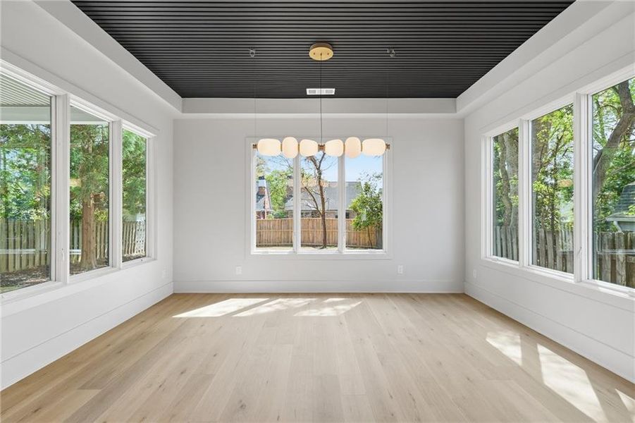Spacious, unfurnished interior of a new home in , Atlanta (Image 33).
