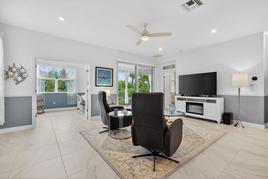 Furnished interior view inside a new home in , Port St. Lucie (Image 3).