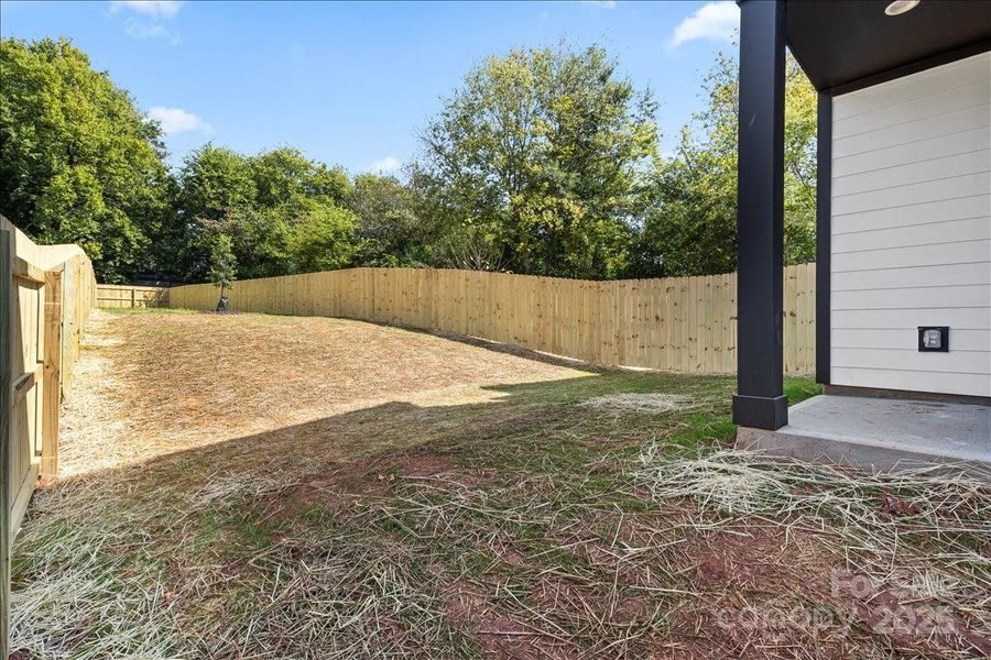 Exterior details and patio area of a home in , Charlotte (Image 12).