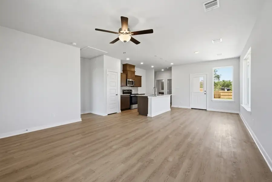 Spacious, unfurnished interior of a new home in The Cottages at Pagosa Springs, Bryan (Image 5). Spacious, unfurnished interior of a new home in The Cottages at Pagosa Springs, Bryan (Image 5).