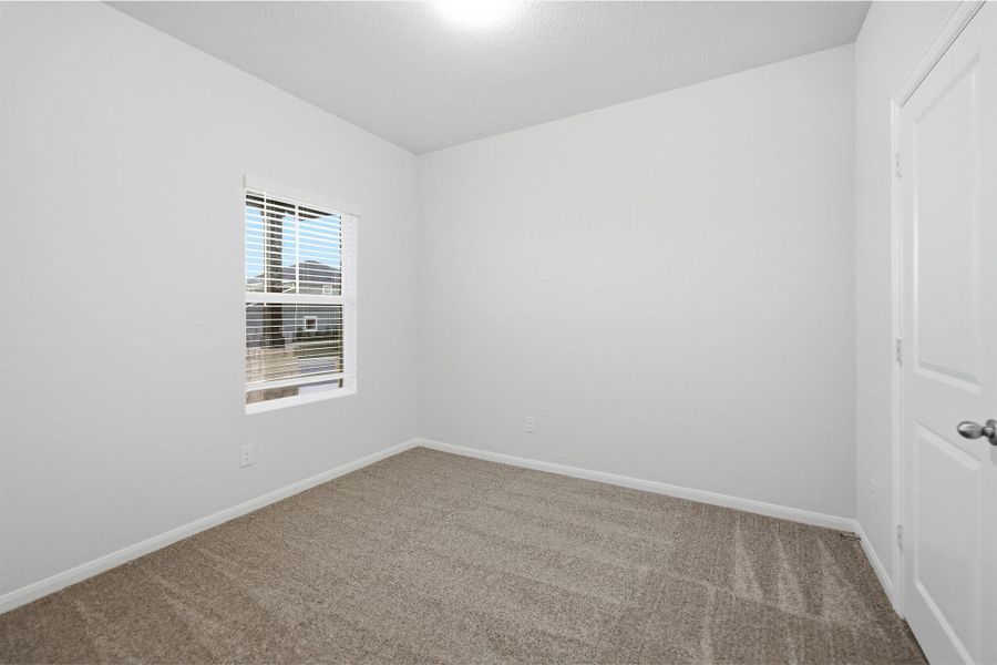 Spacious, unfurnished interior of a new home in Hunters Glen, Jarrell (Image 14).