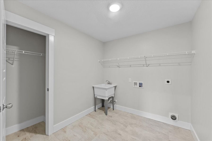 Representative unfurnished interior of a home built from the Emilia Elite by Enchanted Homes in Smokey Hills, Campobello (Image 39).
