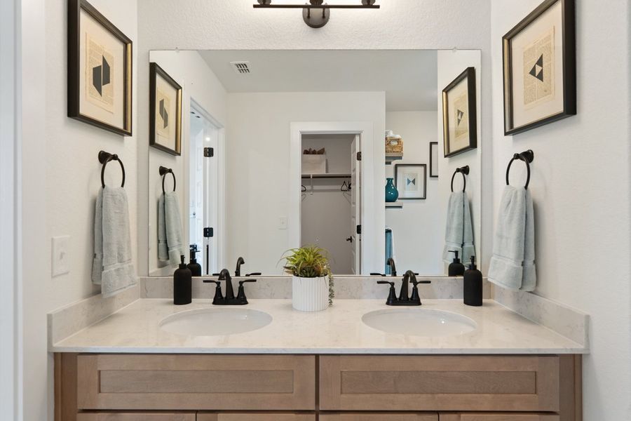 035_dsc02587_107 035_dsc02587_107