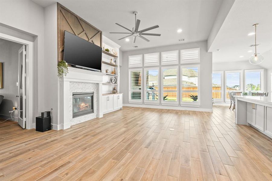 Spacious, unfurnished interior of a new home in Trinity Falls, McKinney (Image 24).