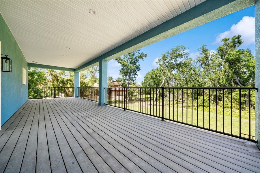 Spacious, unfurnished interior of a new home in , Tarpon Springs (Image 16). Spacious, unfurnished interior of a new home in , Tarpon Springs (Image 16).