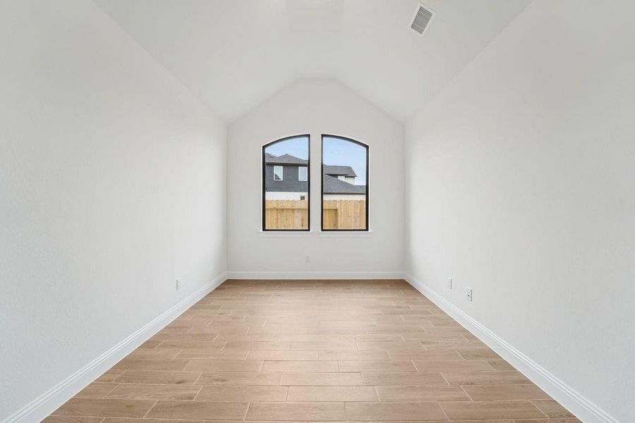 Spacious, unfurnished interior of a new home in , Conroe (Image 5). Spacious, unfurnished interior of a new home in , Conroe (Image 5).