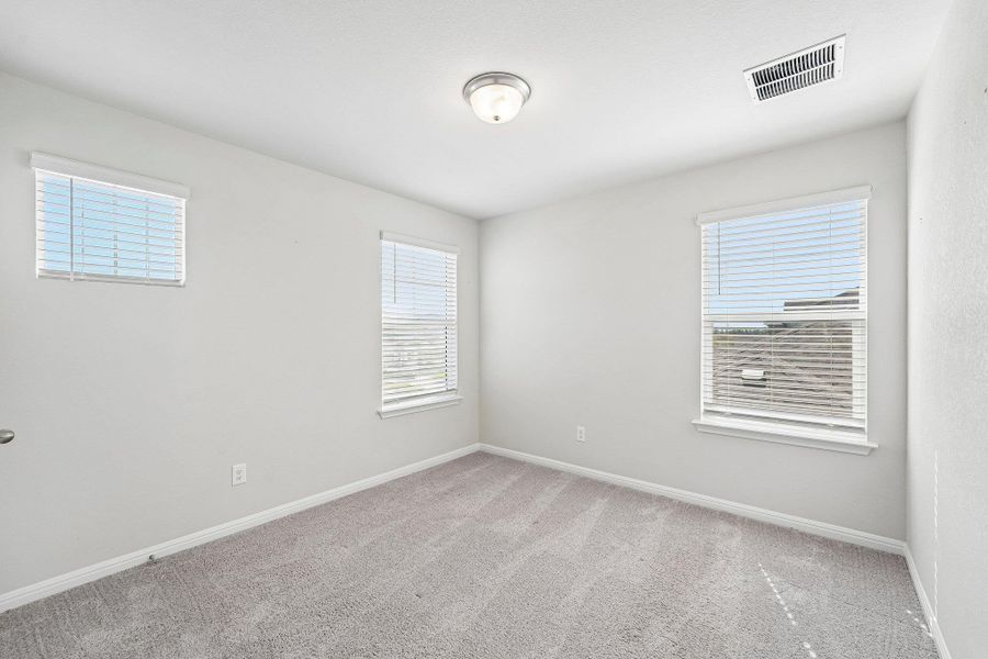Spacious, unfurnished interior of a new home in Waterstone Crossing, Kyle (Image 31).