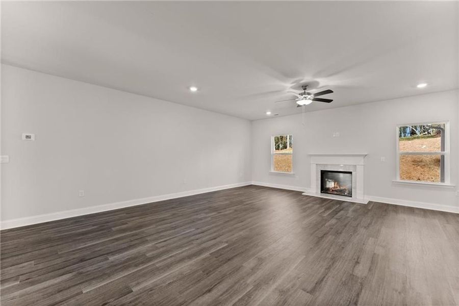 Spacious, unfurnished interior of a new home in Wood Creek Landing, Leland (Image 16).