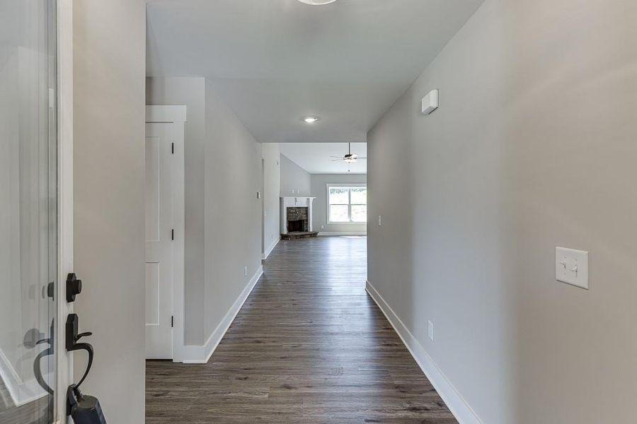 Spacious, unfurnished interior of a new home in , Hartwell (Image 34).