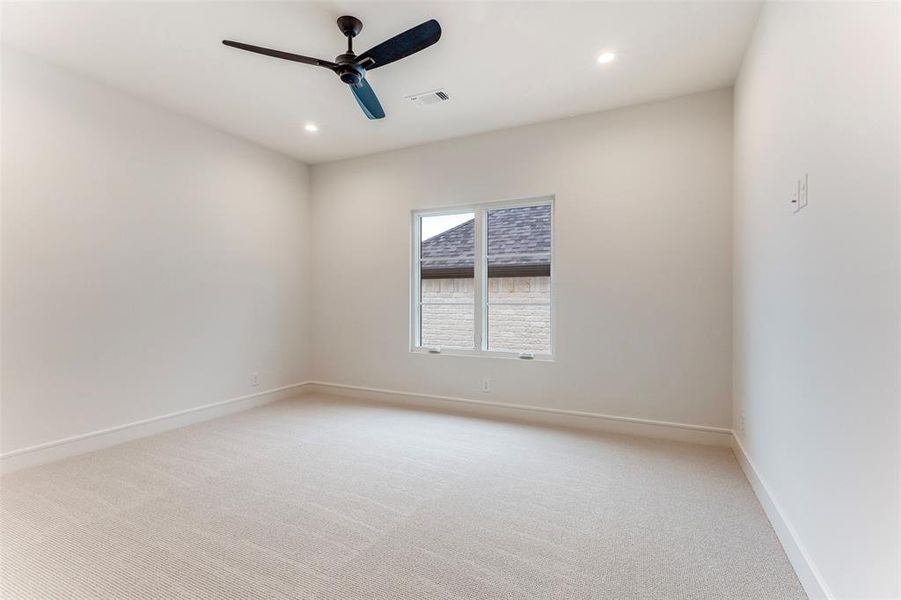 Spacious, unfurnished interior of a new home in , Fort Worth (Image 30).