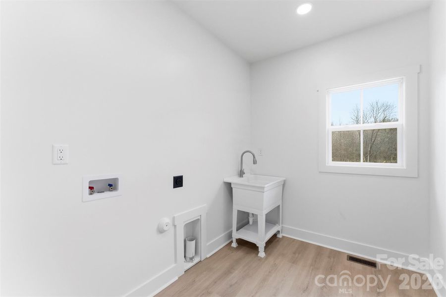 Furnished interior view inside a new home in , Bessemer City (Image 28).