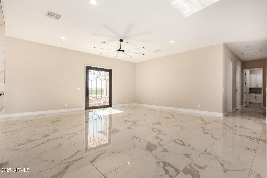 10 - 235th 10 - 235th