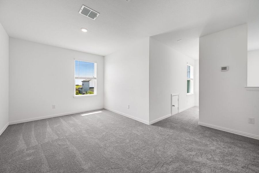 Spacious, unfurnished interior of a new home in River Ridge, Crandall (Image 30). Spacious, unfurnished interior of a new home in River Ridge, Crandall (Image 30).