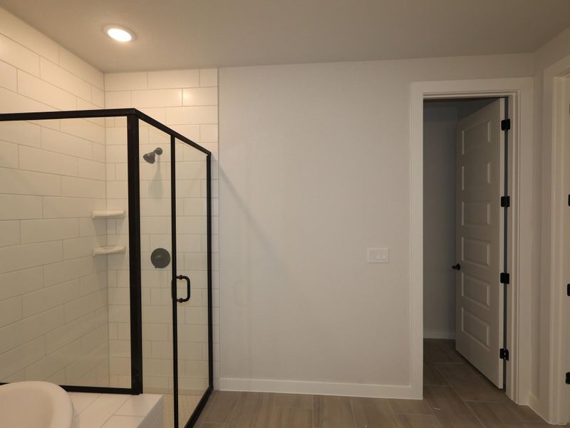 Image 40 of a home in Edgewood.