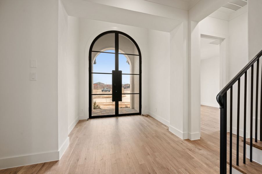 Spacious, unfurnished interior of a new home in Montclair, Prosper (Image 19).