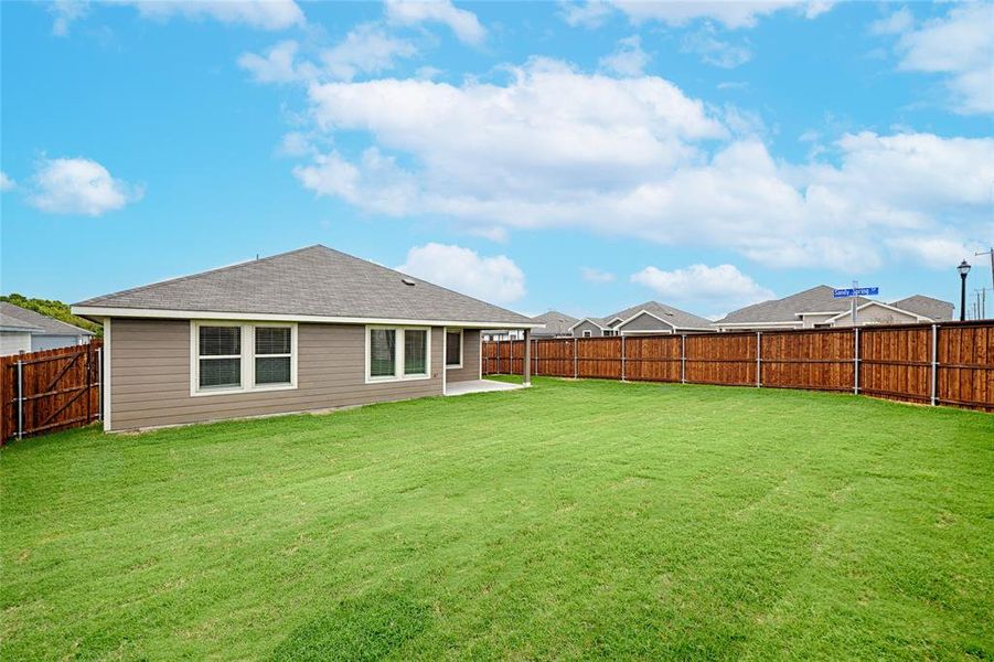 Exterior details and patio area of a home in , Princeton (Image 4).