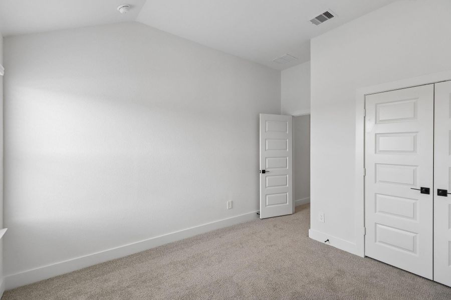 Spacious, unfurnished interior of a new home in Kingdom Heights, Rosenberg (Image 20). Spacious, unfurnished interior of a new home in Kingdom Heights, Rosenberg (Image 20).