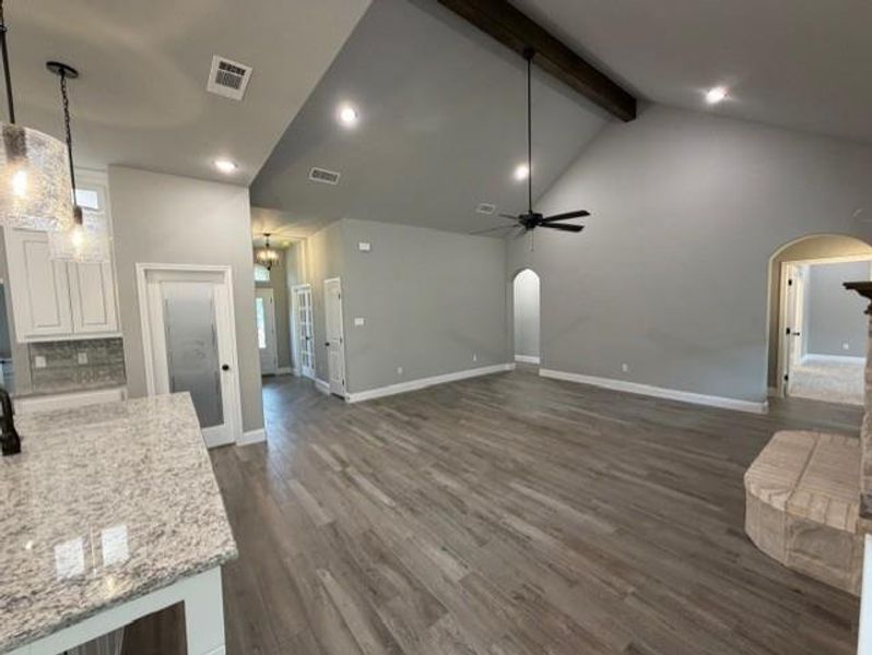 Spacious, unfurnished interior of a new home in , Springtown (Image 14).
