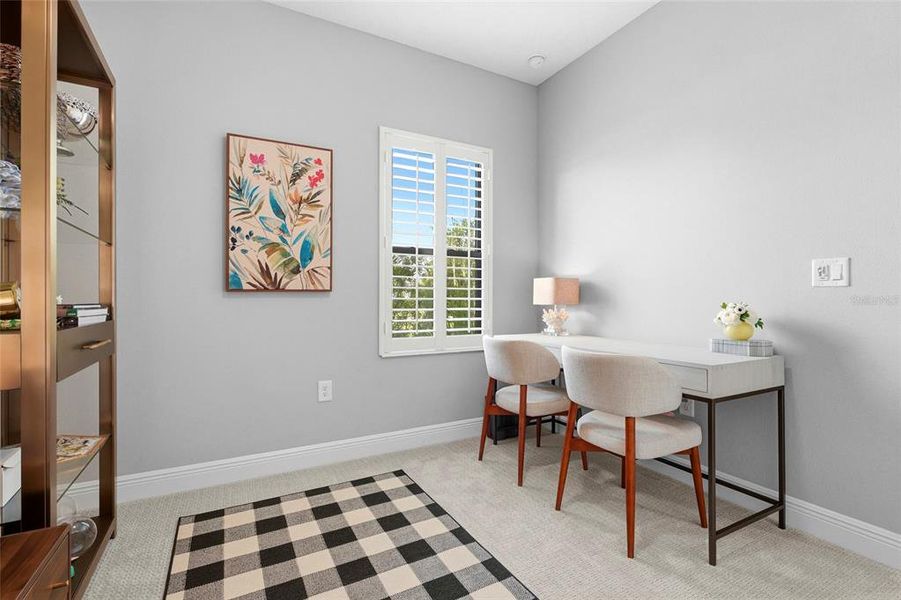 Furnished interior view inside a new home in , Sarasota (Image 46).