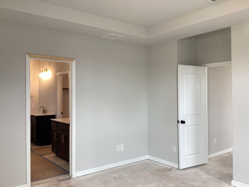 Spacious, unfurnished interior of a new home in Lariat, Liberty Hill (Image 7). Spacious, unfurnished interior of a new home in Lariat, Liberty Hill (Image 7).
