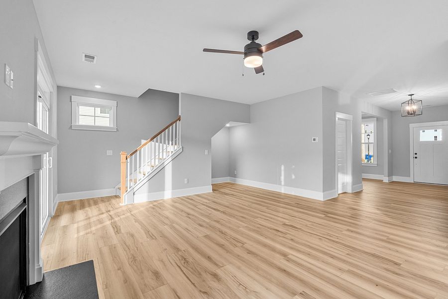 Spacious, unfurnished interior of a new home in Hanes Lake, Winston-Salem (Image 27).
