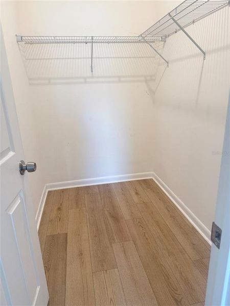 Spacious, unfurnished interior of a new home in , Ocala (Image 11).