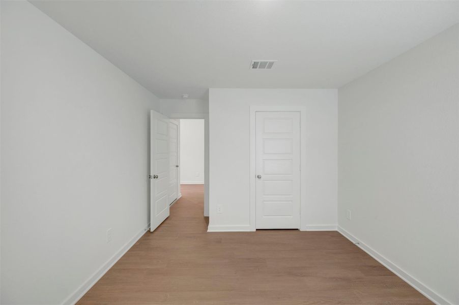 Spacious, unfurnished interior of a new home in Moran Ranch, Willis (Image 17).