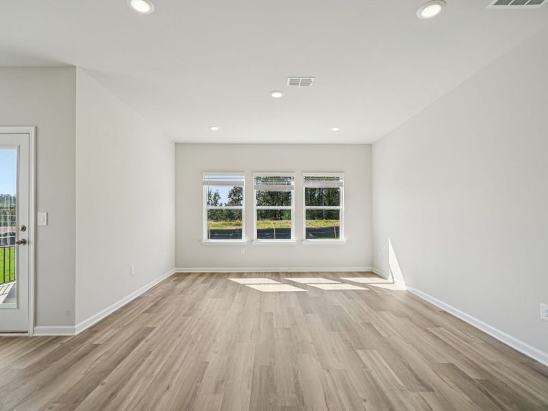 Spacious, unfurnished interior of a new home in Harmony Manor, Fairburn (Image 12).