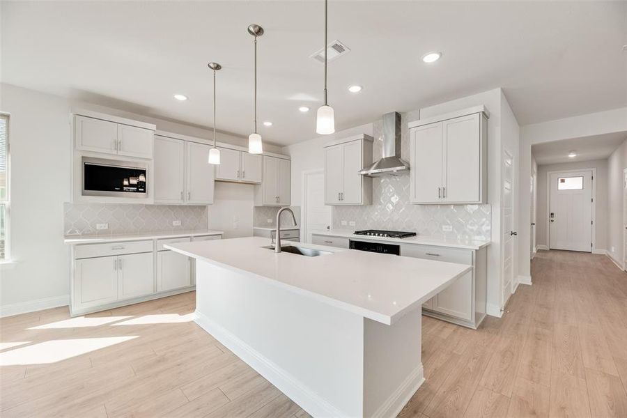 Furnished interior view inside a new home in Villages of Hurricane Creek, Anna (Image 10). Furnished interior view inside a new home in Villages of Hurricane Creek, Anna (Image 10).
