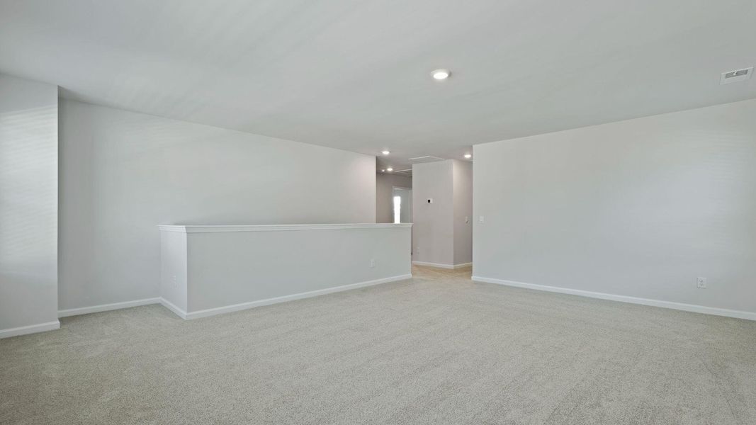 Spacious, unfurnished interior of a new home in Lakeview at Kitfield, Moncks Corner (Image 31).