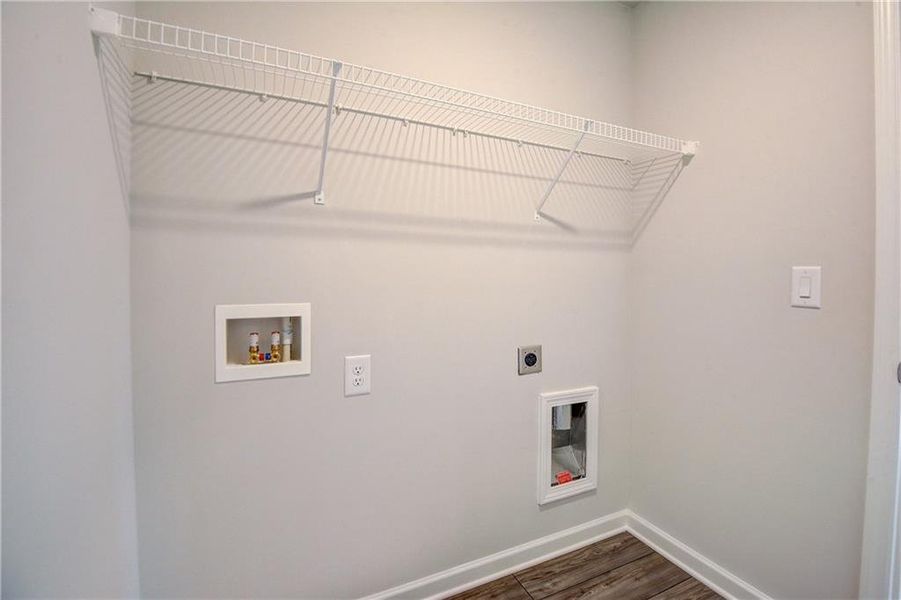 Spacious, unfurnished interior of a new home in Summerlin, Winder (Image 36). Spacious, unfurnished interior of a new home in Summerlin, Winder (Image 36).