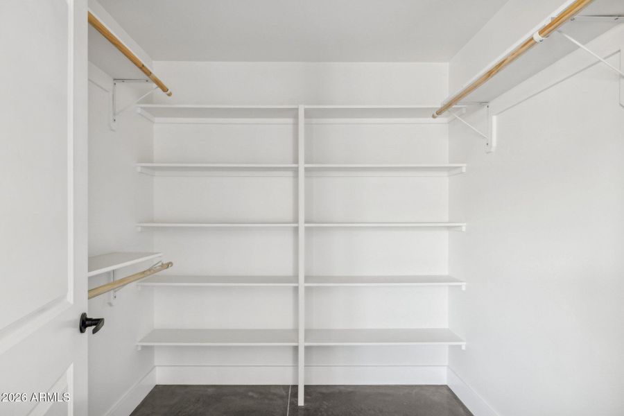 19-web-or-mls-46210-n-36th-ave