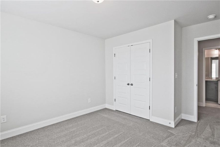 Spacious, unfurnished interior of a new home in Somerset at Riverbrook, Gainesville (Image 19).