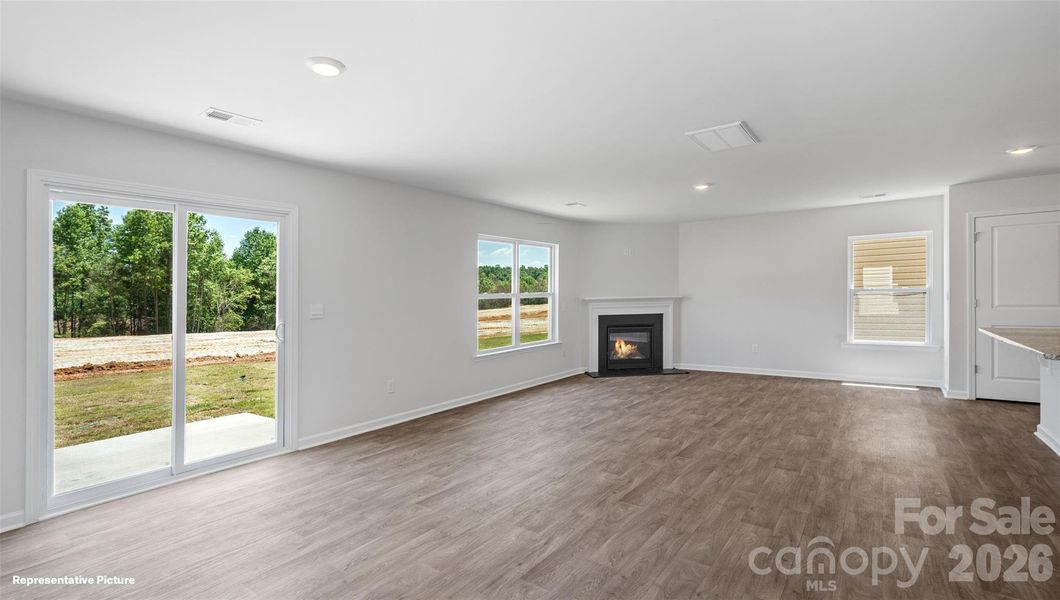 Spacious, unfurnished interior of a new home in The Hamptons at Hickory, Hickory (Image 15).