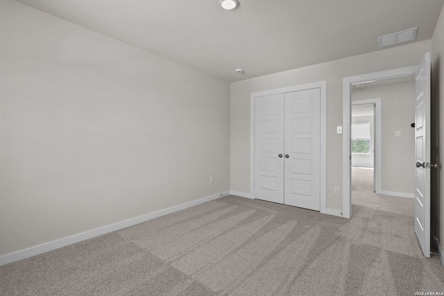 Spacious, unfurnished interior of a new home in Summerlin, San Antonio (Image 24). Spacious, unfurnished interior of a new home in Summerlin, San Antonio (Image 24).
